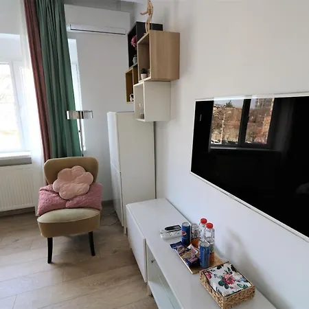 דירה Lovely Center - Free Minibar