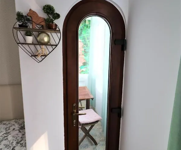 Lovely Center - Free Minibar Apartament *